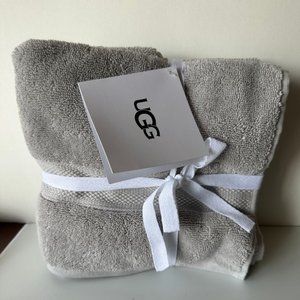 NWT UGG Pasha Stone 2 Hand Towels  Set 16" x 28"